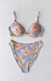 Marilyn Bottom - Hula