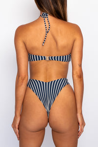 Josie Bottom - Azzurra