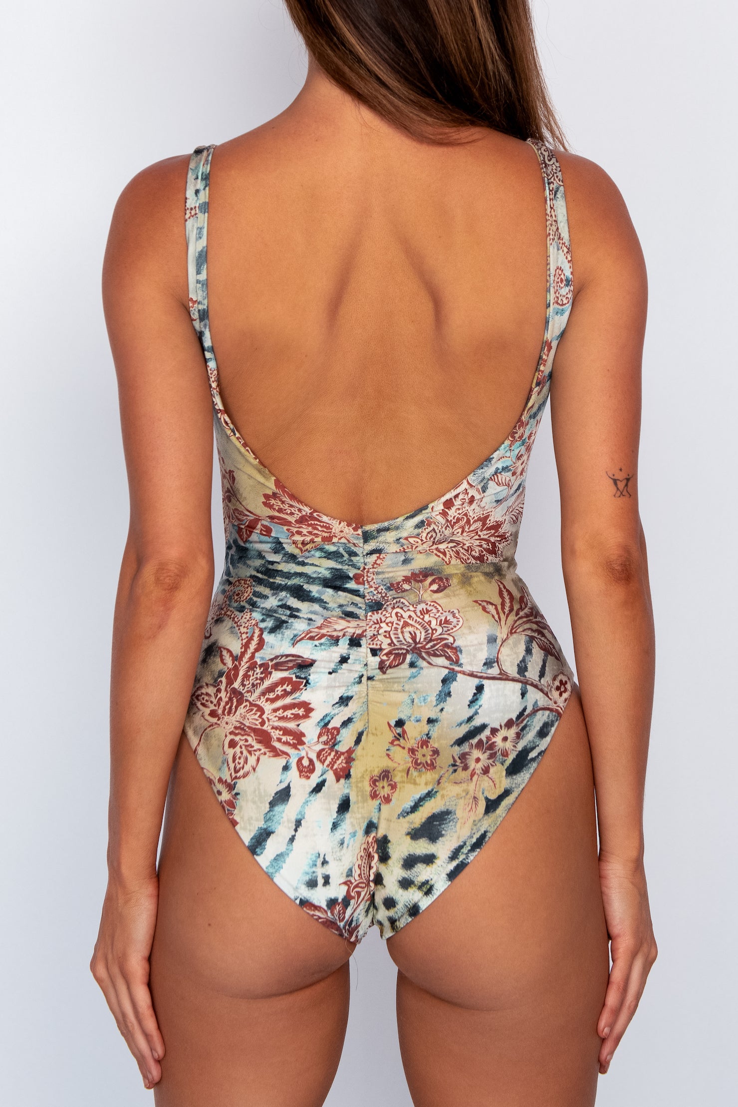 Jacelyn One Piece - Garda Glossy
