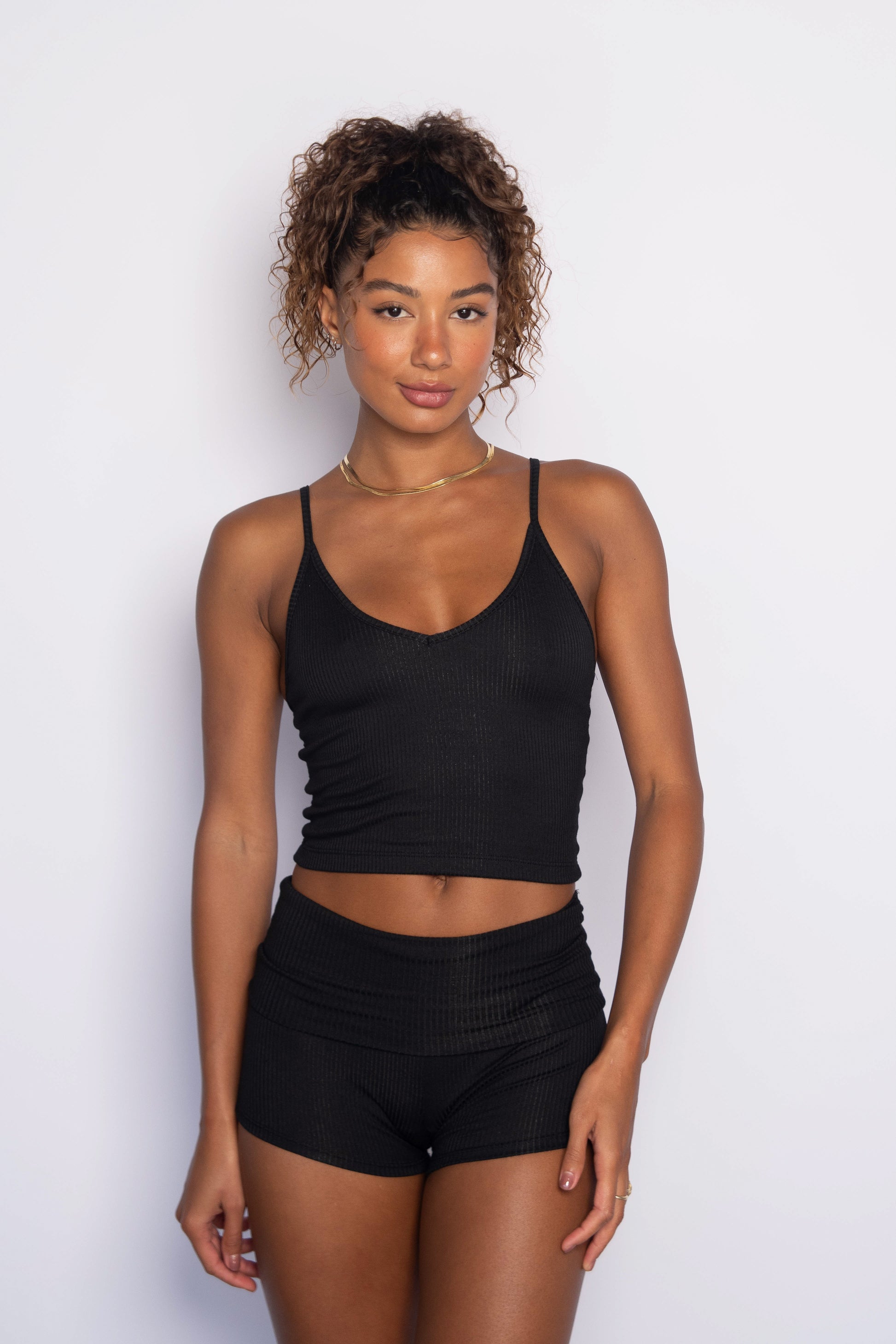 Perfect Tank Ribbed in Black – SKATIE