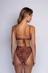 Freya Bottom - Siren