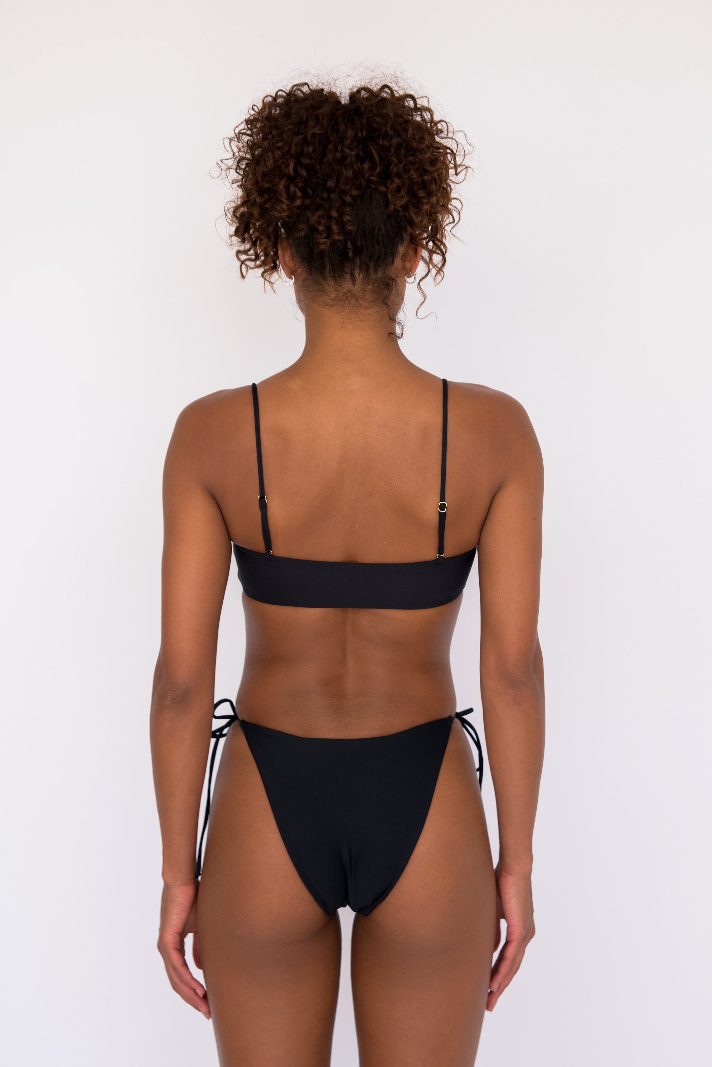 Annie Bikini Top in Black – SKATIE