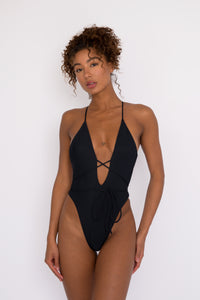 Lynn One Piece - Black