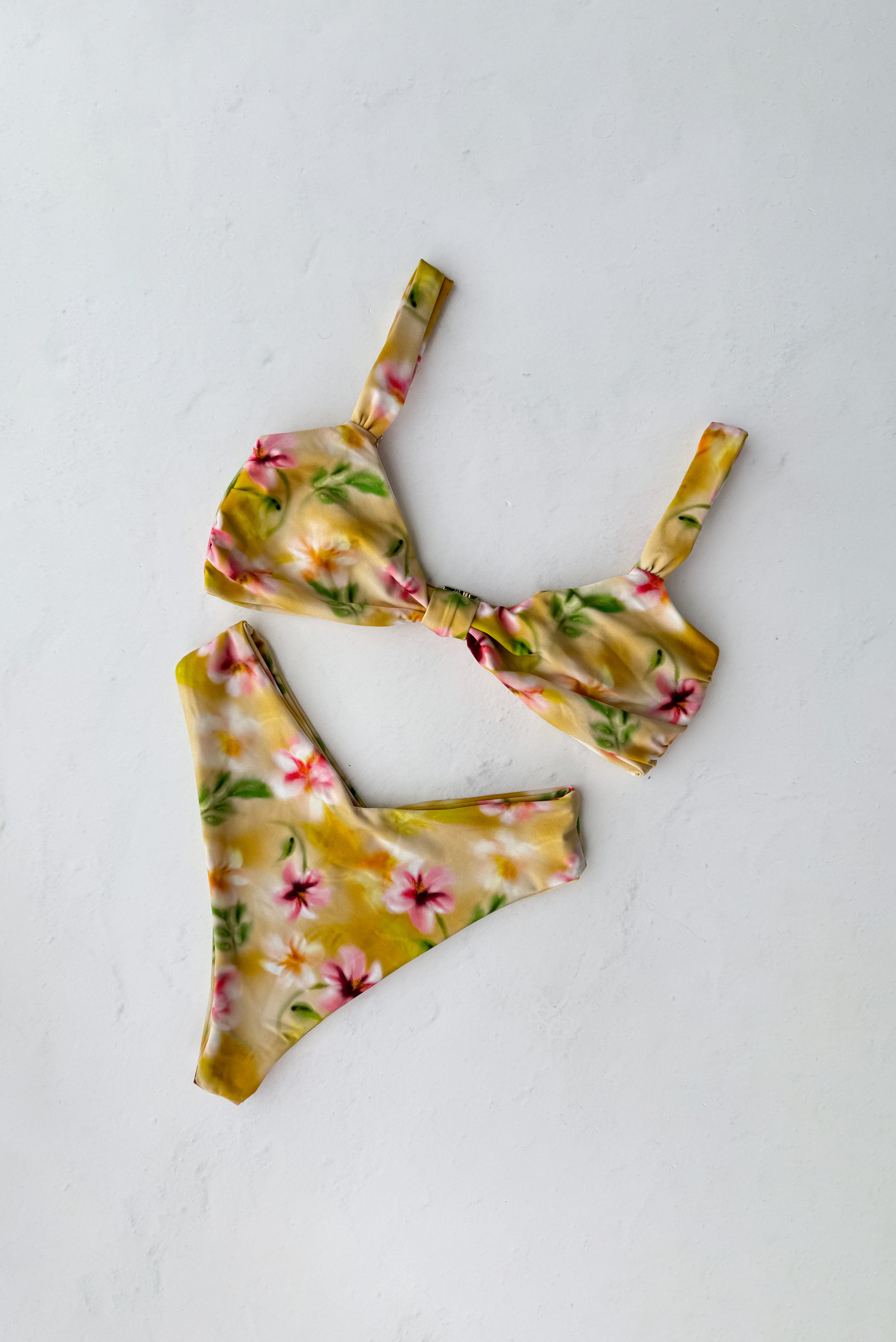 Lottie Top - Plumeria Glossy