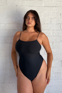 Resa One Piece - Black