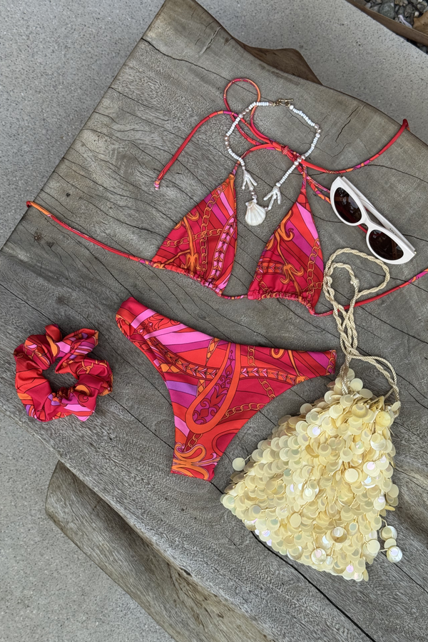 Dylan Bottom - Chica