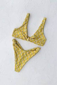 Suzanne Bottom - Honeysuckle