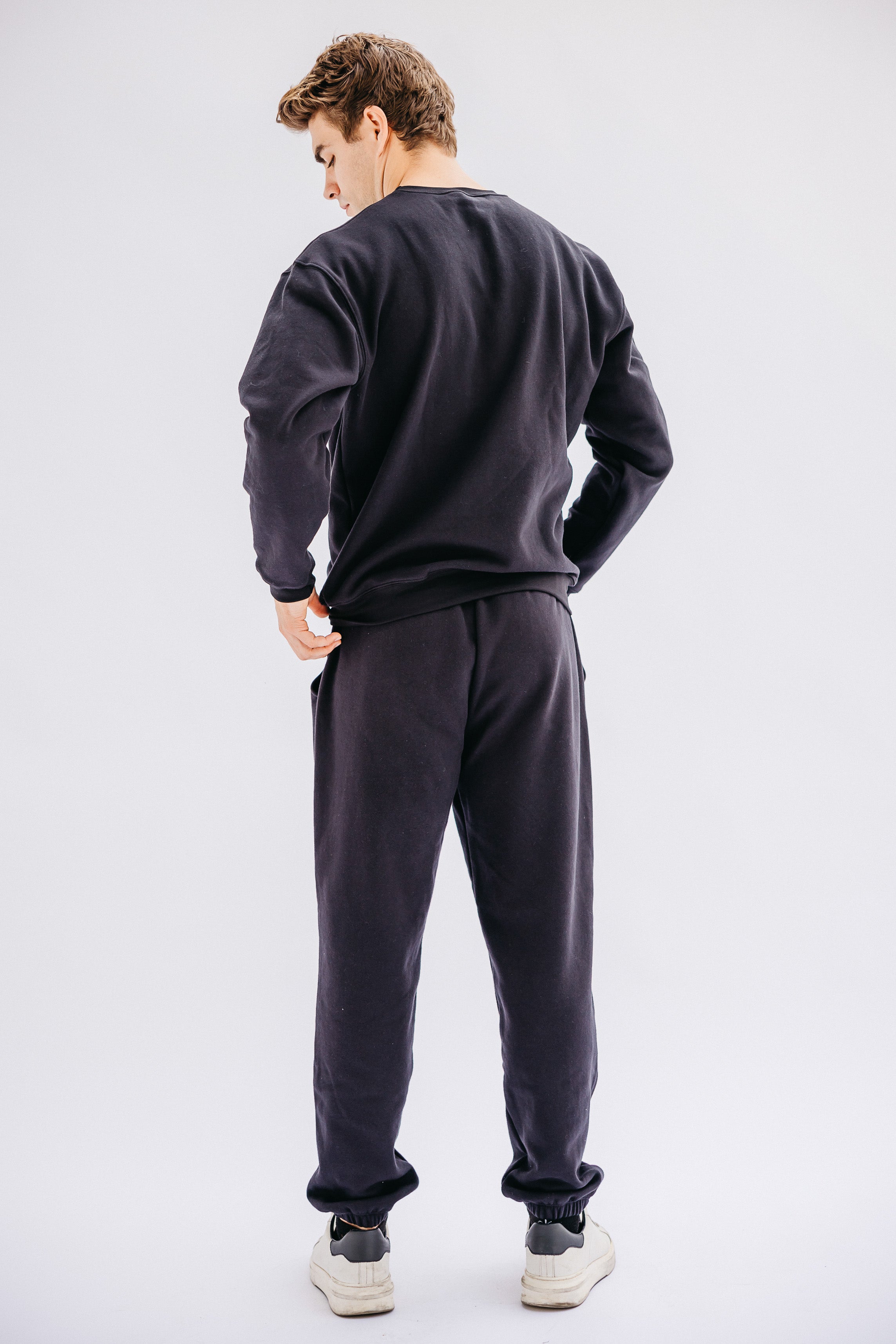 Ultralux Matt Sweatpants in Black – Skatie